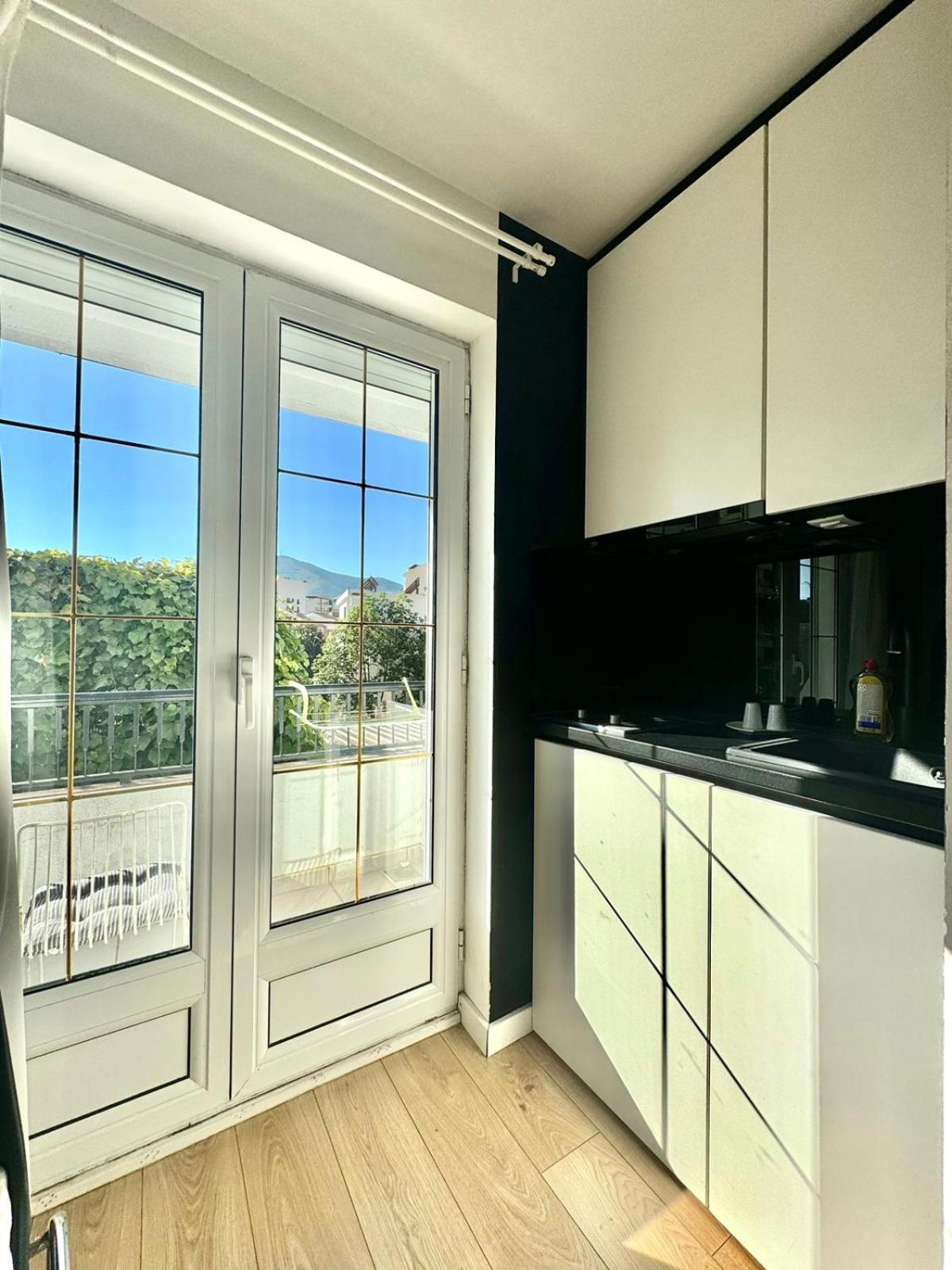 Apartmani Terminal 부드바 외부 사진
